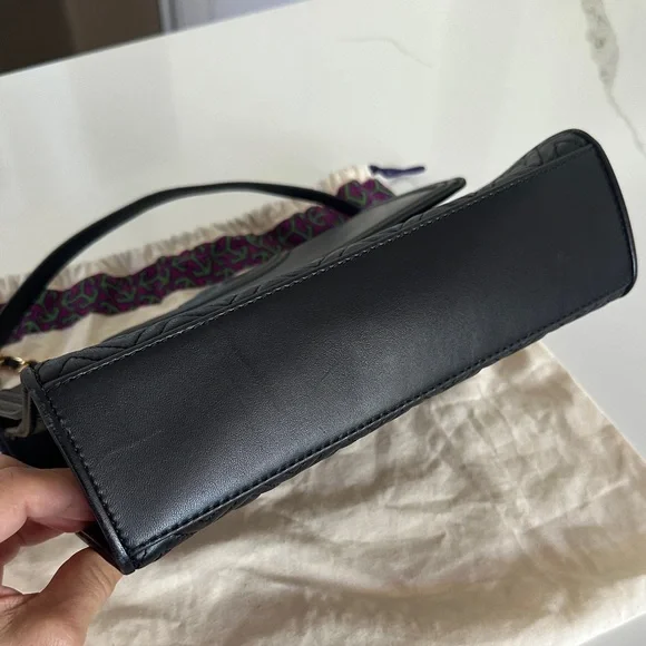 Tory Burch Fleming Large Convertible Bag Black Quilted Leather w/ Dust Bag - Picture 7 of 13